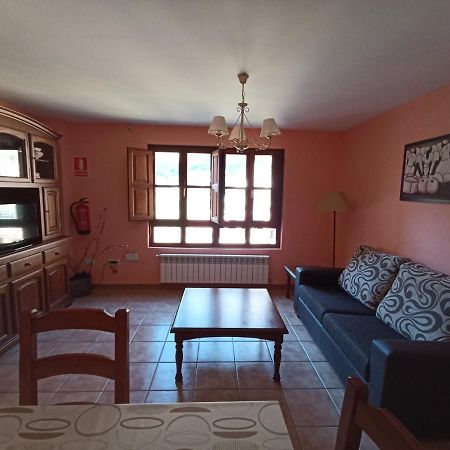 Casa Felisa Apartment Pola de Somiedo Luaran gambar
